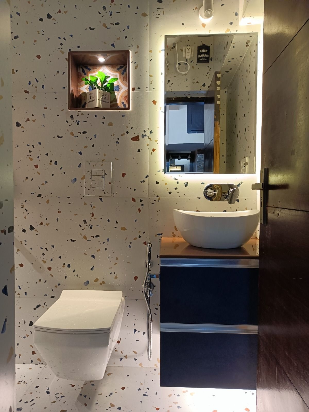 Bath Spaces & Vanities — photo 4